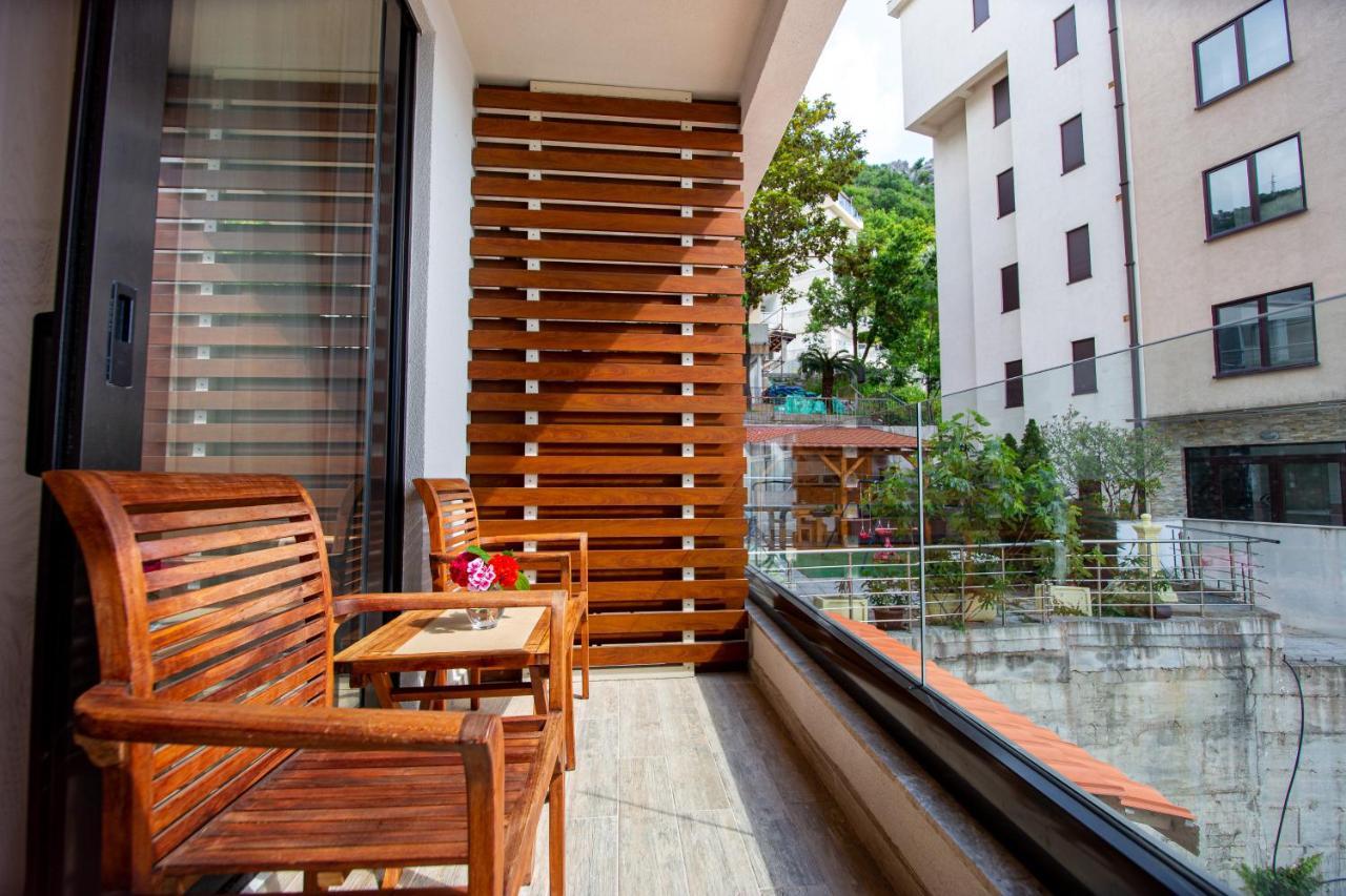 Fisherman House Apartments Rafailovici Exterior photo
